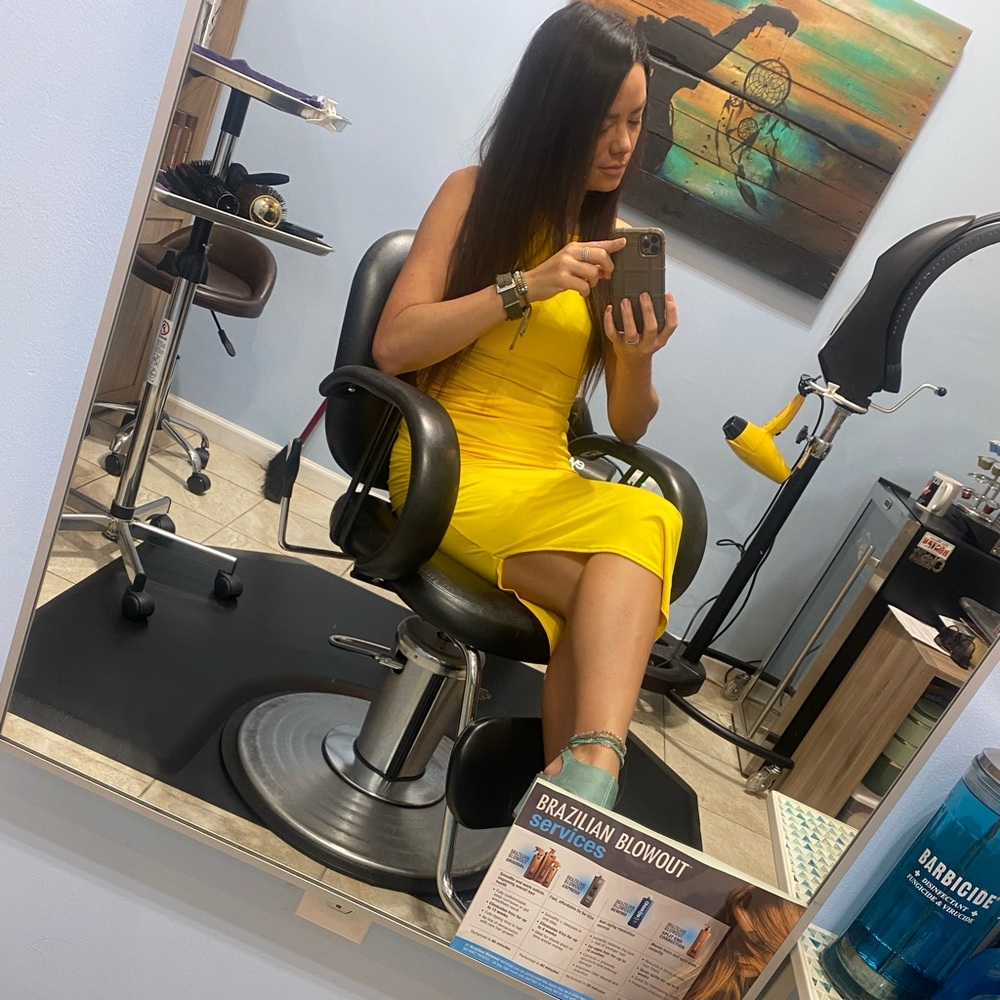 Meet your Posher, Elizabeth